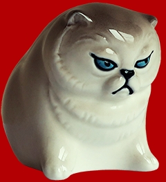 Фигурка декорат. "Кот сердитый" 4.8х4х6см