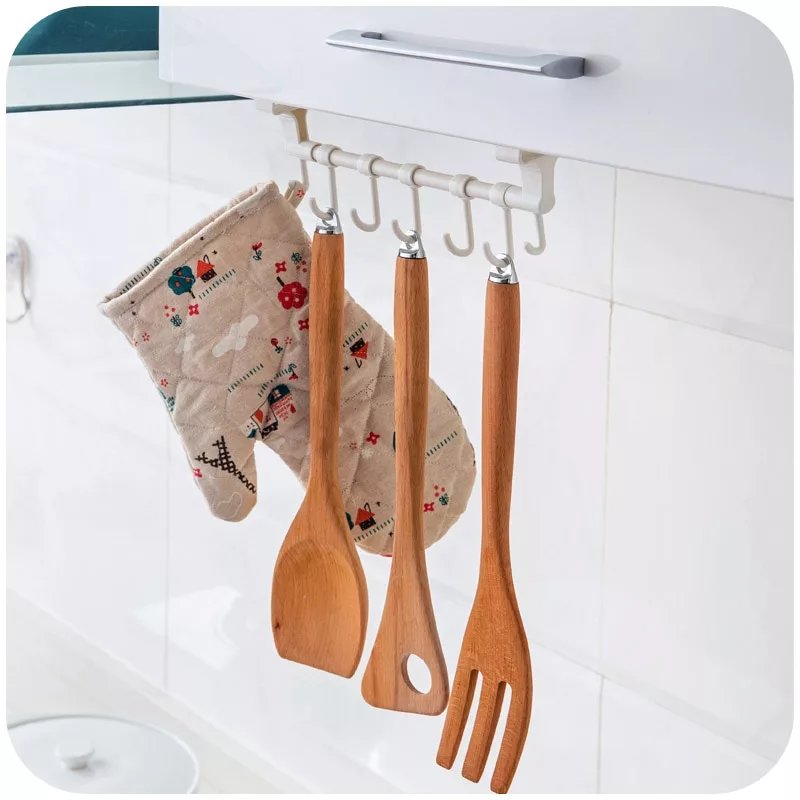 Держатели и крючки