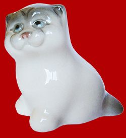 Фигурка декорат. "Кот Васька" 5x3x5см  сер рыж