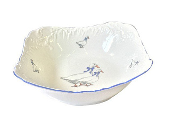 Салатник прямоуг. 24см Рококо "Гуси" Салатник прямоуг. 24см Рококо "Гуси"