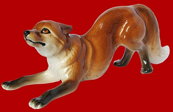 Фигурка декорат. "Лиса-плутовка" 5x5x14см Фигурка декорат. "Лиса-плутовка" 5x5x14см