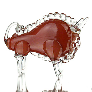 Сувенир "Зубр" малый красный  Цветное стекло