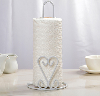 Подставка метал. под бумажные полотенца 13х13х28см "Сердце"
