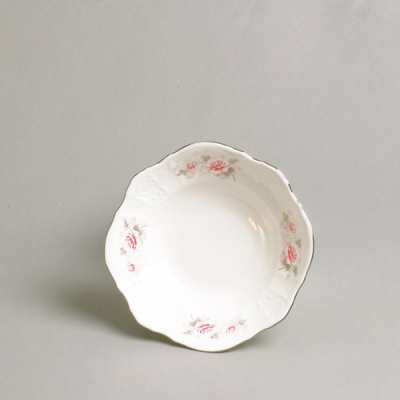 Салатник 16см "Бледные розы, отводка платина"