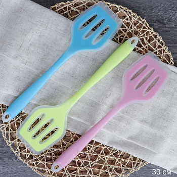 Лопатка с прорезями 30см силиконовая Лопатка с прорезями 30см силиконовая