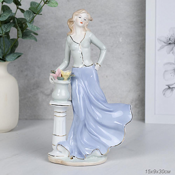 Статуэтка Дама 30см Статуэтка Дама 30см