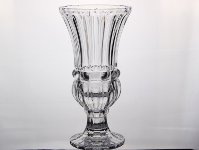 Ваза для цветов  15х30см