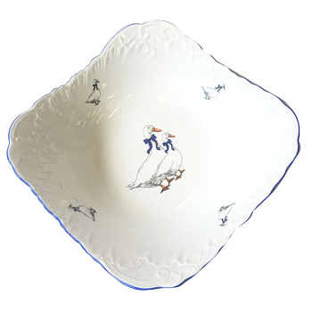 Салатник прямоуг. 27см Рококо "Гуси" Салатник прямоуг. 27см Рококо "Гуси"