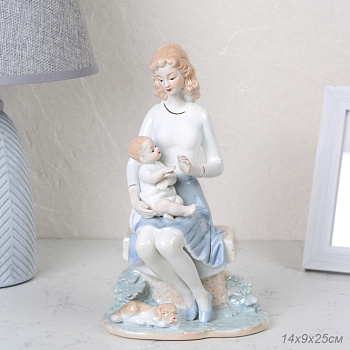 Статуэтка "Дама с младенцом"  25см
