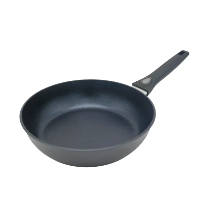 Сковорода литая индукционная  ЗВЕЗДА 24см дно/стенки 5.5/3.5мм ц40т