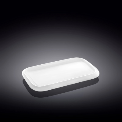 Блюдо прямоугольное с полями 20*12см