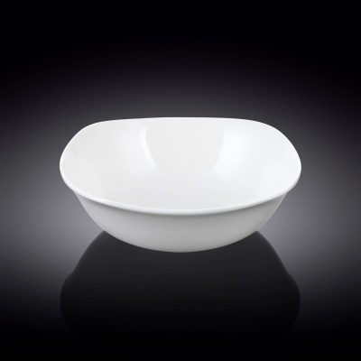 Салатник квадратный 18см 650мл