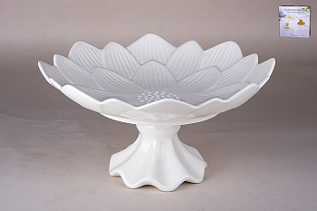 Блюдо на ножке 36х36х17см