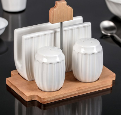 Набор для специй 3пр. 120мл: солонка, перечница, салф. на бамб.подставке