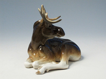 Скульптура "Молодой лось"