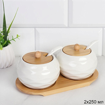 Набор для специй 2пр с ложкой 250мл на подставке дерево Набор для специй 2пр с ложкой 250мл на подставке дерево