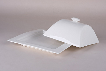 Блюдо 25х22.5см с крышкой 18х18х9.5см