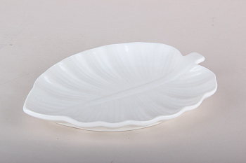 Блюдо 20х14х2см "Лист"