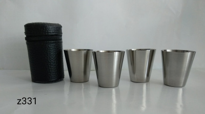 Набор стопока маленьких в чехле 4шт. 30мл