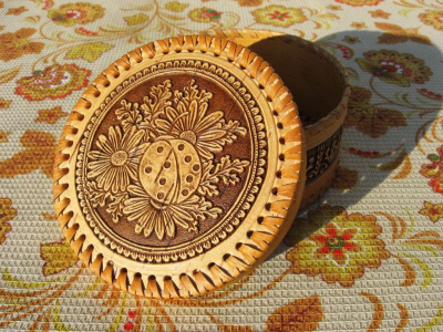 Шкатулка шитая Божья коровка