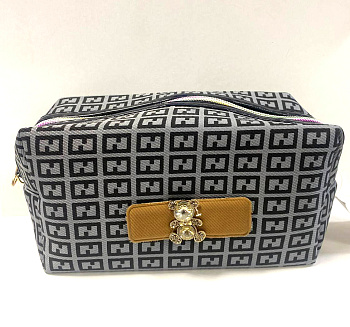 Косметичка на молнии