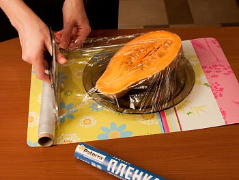 Пищевая пленка сверхлипкая PATERRA 300мм*20м  для холодных пищ.прод.